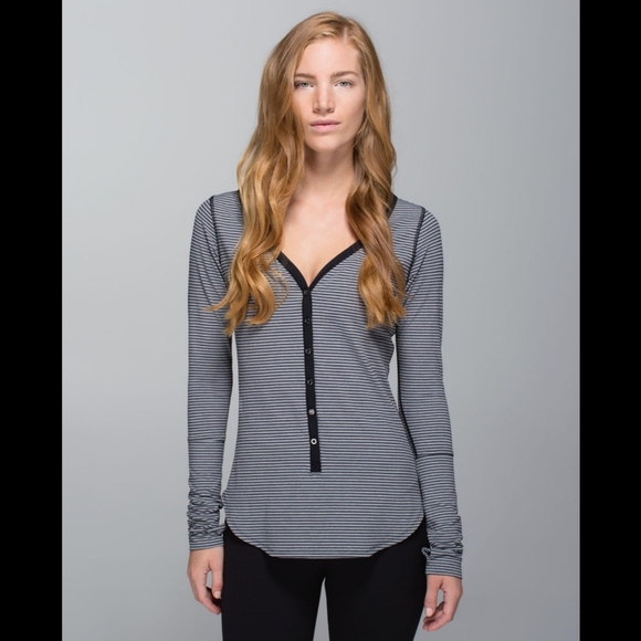 Lululemon awesoma henley - Picture 1 of 8